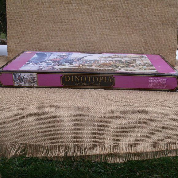 Dinotopia Dinosaur Parade 750 Piece Puzzle - Picture 3 of 16